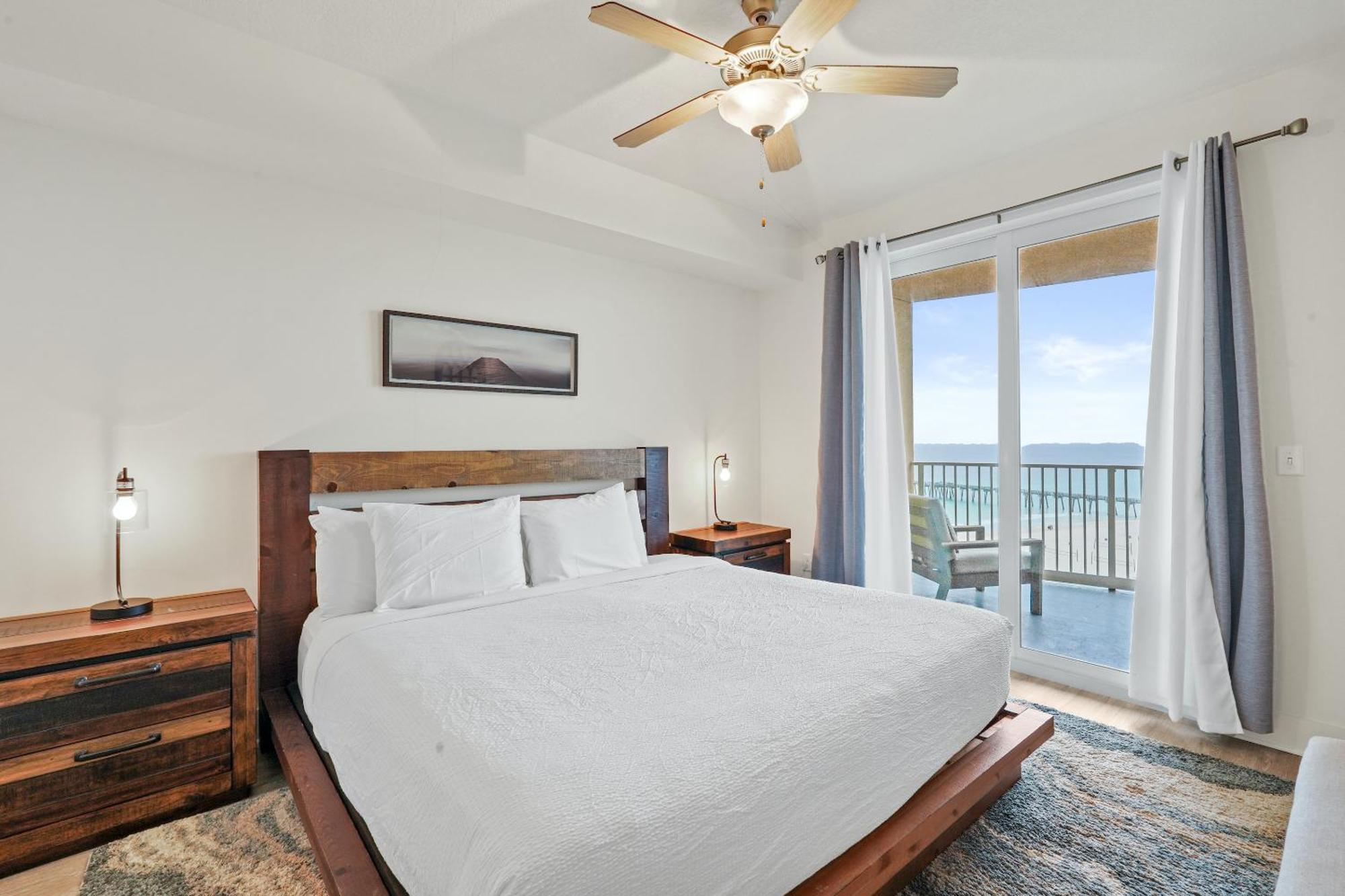 Calypso Resort Tower 3 By Panhandle Getaways Panama City Beach Room photo