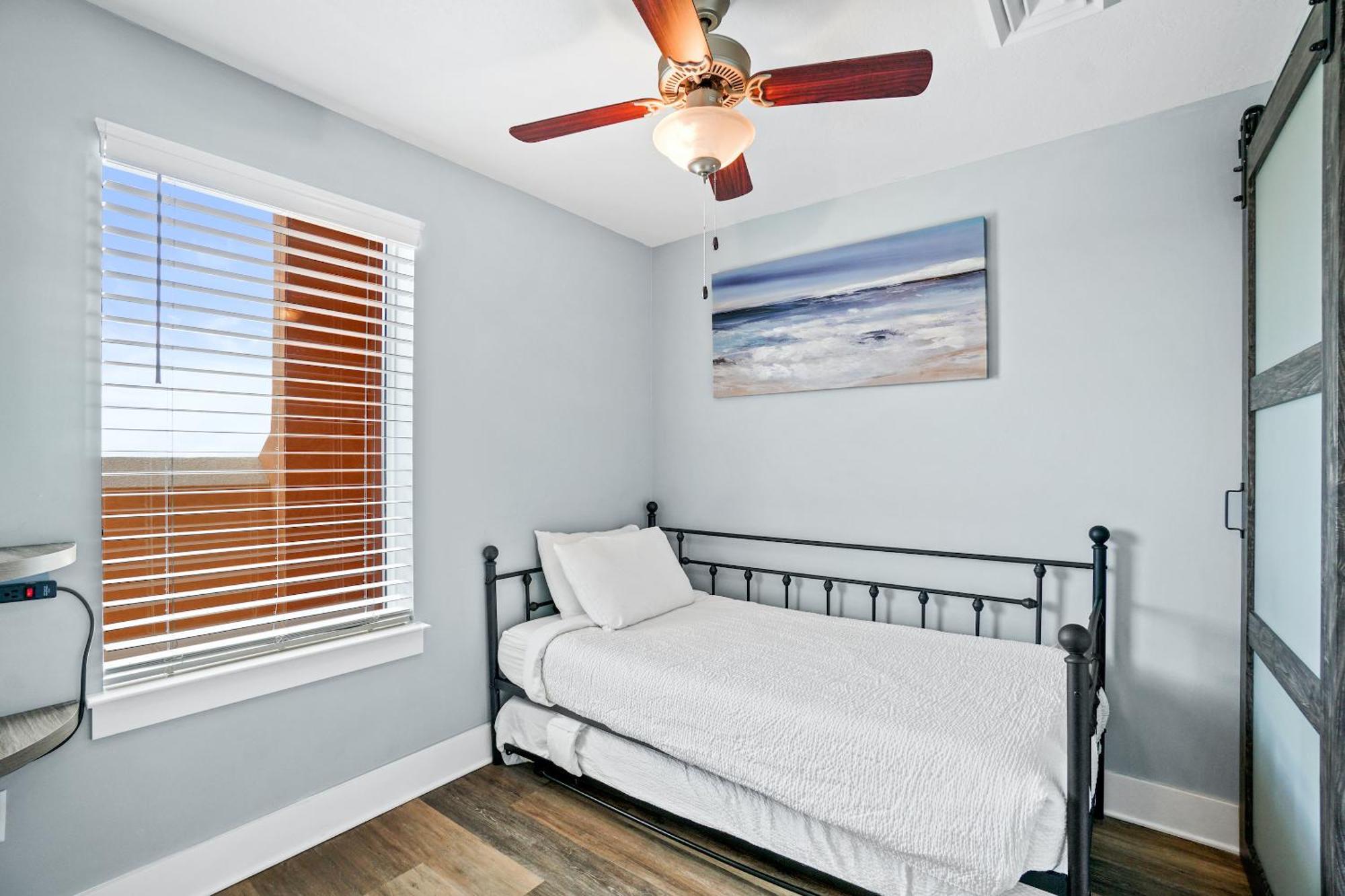 Calypso Resort Tower 3 By Panhandle Getaways Panama City Beach Room photo