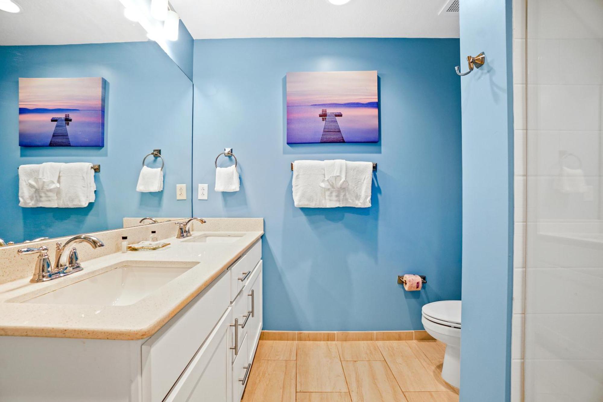 Calypso Resort Tower 3 By Panhandle Getaways Panama City Beach Room photo